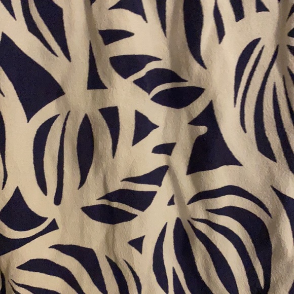 Lilly Pulitzer Vine Navy and White Dress 4 - Picture 5 of 5